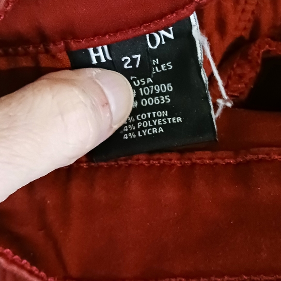 EUC Red HOT Hudson Jeans, Size 27 - Picture 11 of 11